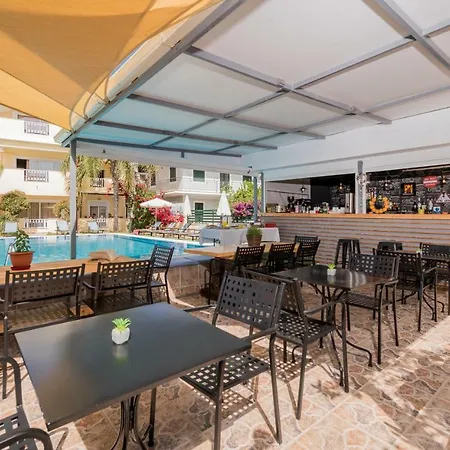Aparthotel Oscar & 2*